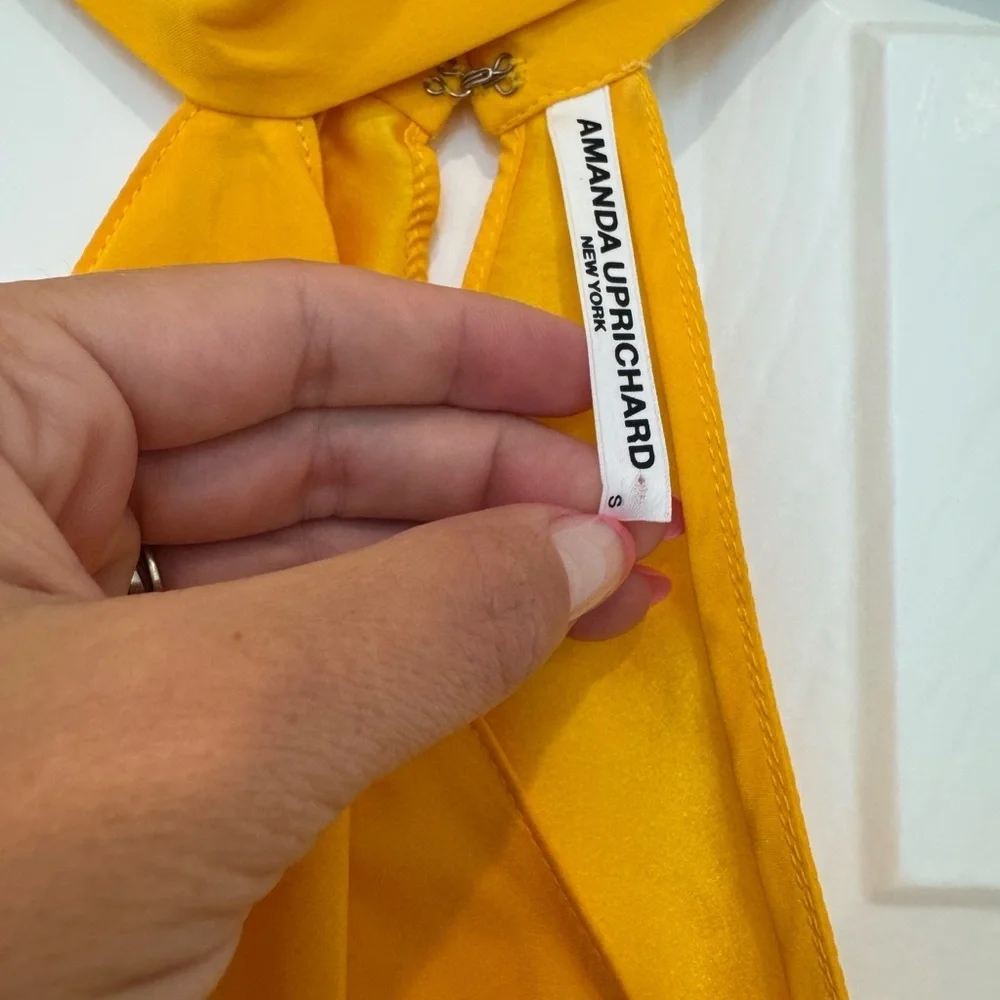 A1. Amanda Uprichard 100% Silk Halter Sleeveless Yellow Blouse - Picture 5 of 7